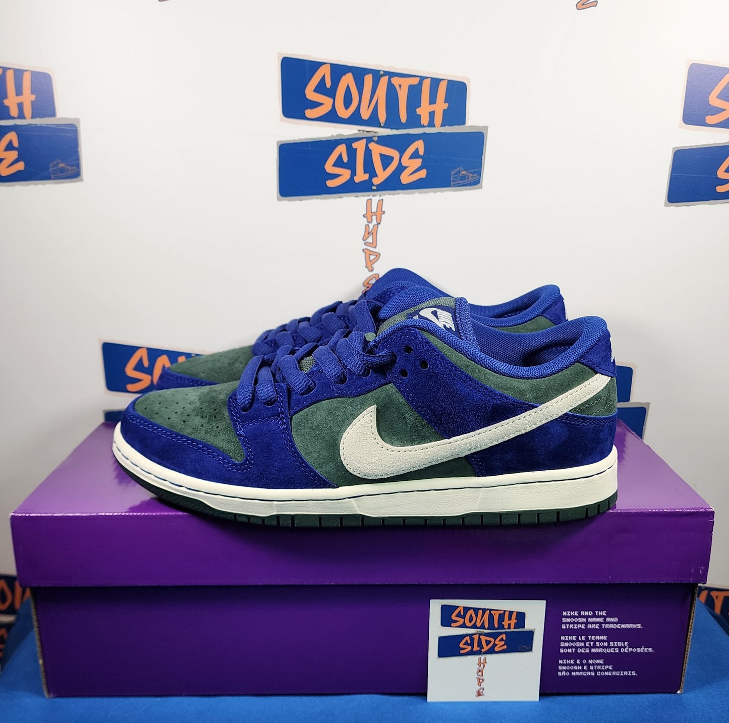 Nike SB Dunk Low - Deep Royal Blue